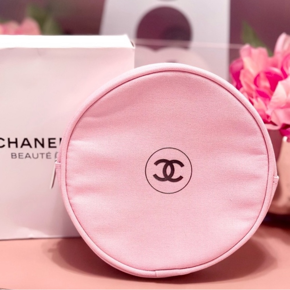 Chanel beautiful pink make up or jewelry holder.  Comes with Box and is NWOT.
